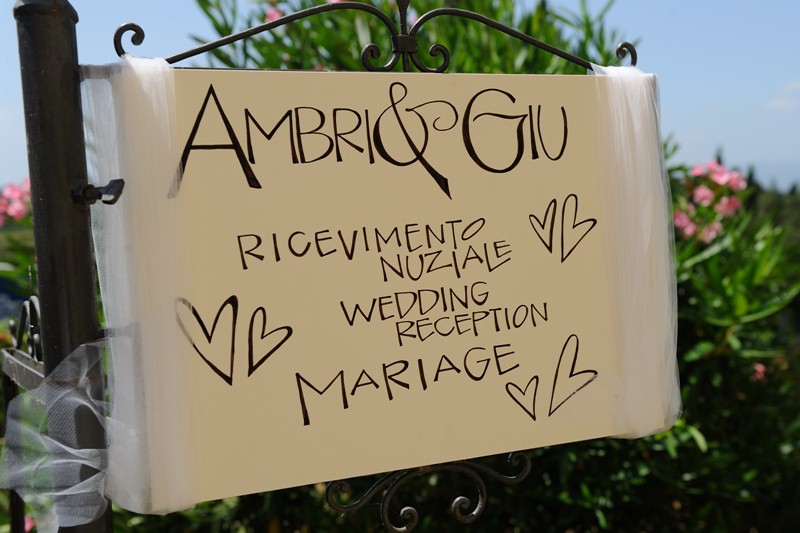 italian wedding sign